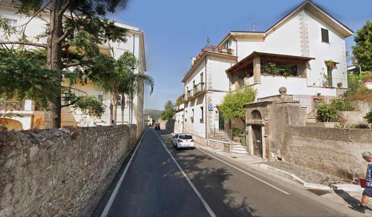 Casa Dinky Attico Con Terrazza Vista Mare Apartman Formia Kültér fotó