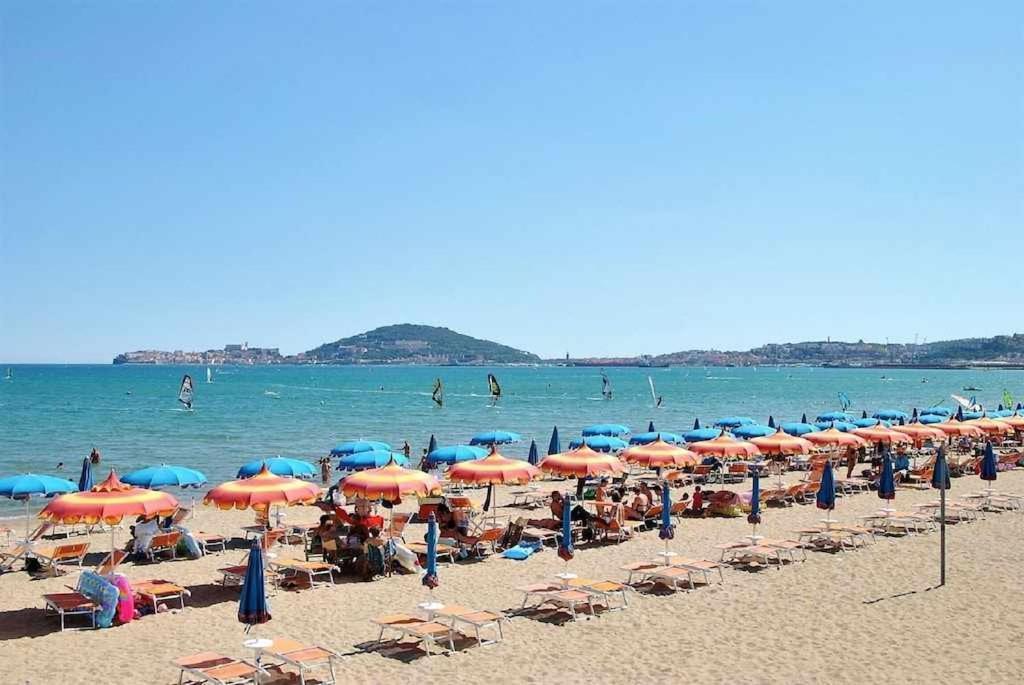 Casa Dinky Attico Con Terrazza Vista Mare Apartman Formia Kültér fotó
