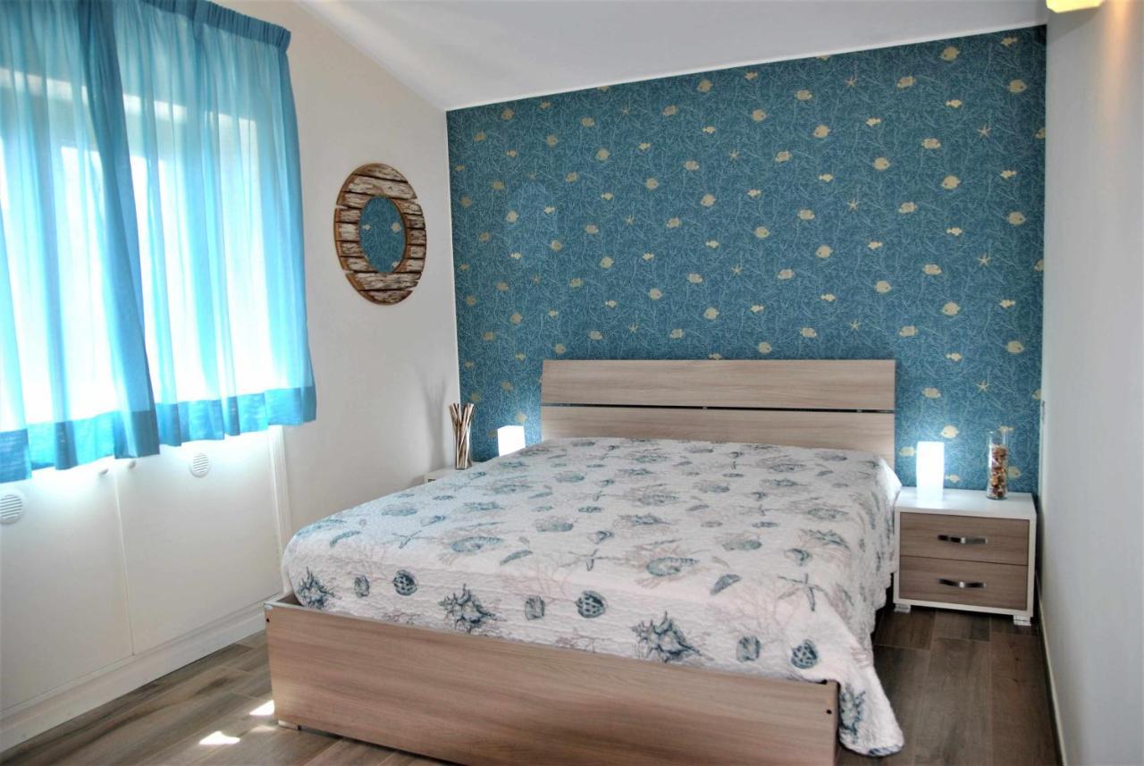 Casa Dinky Attico Con Terrazza Vista Mare Apartman Formia Kültér fotó
