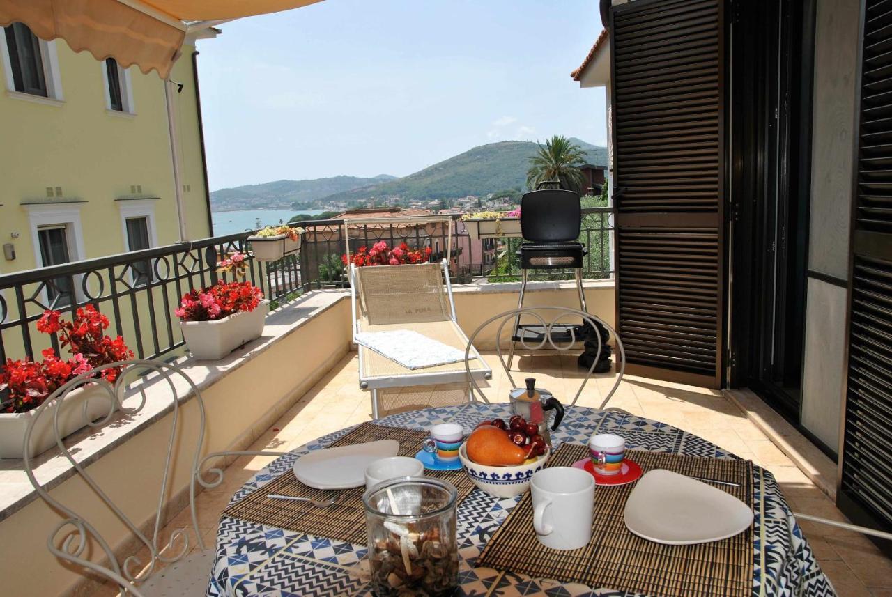 Casa Dinky Attico Con Terrazza Vista Mare Apartman Formia Kültér fotó